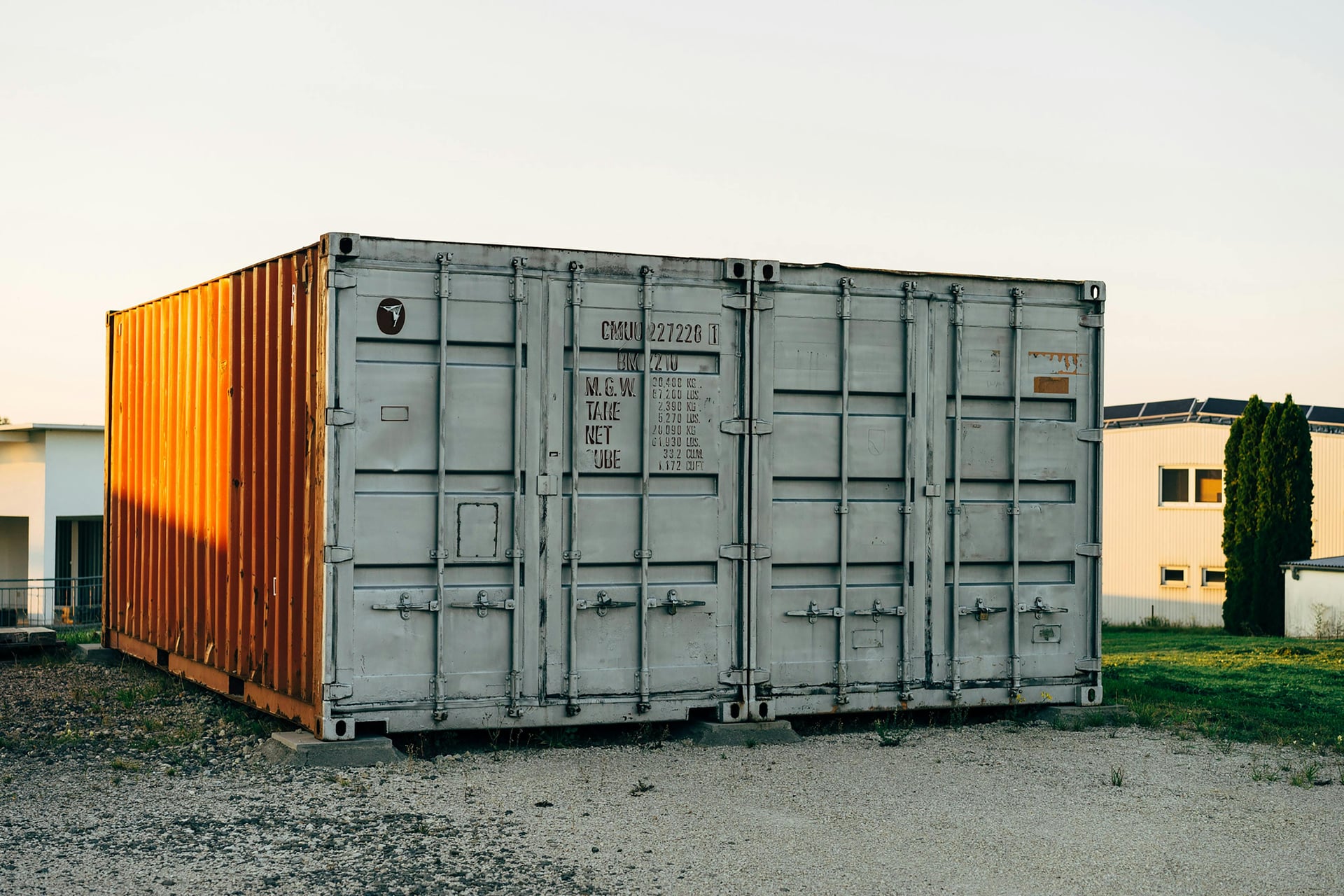 Büro- & Sanitärcontainer